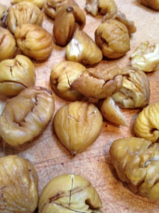 Shelled chestnuts. 